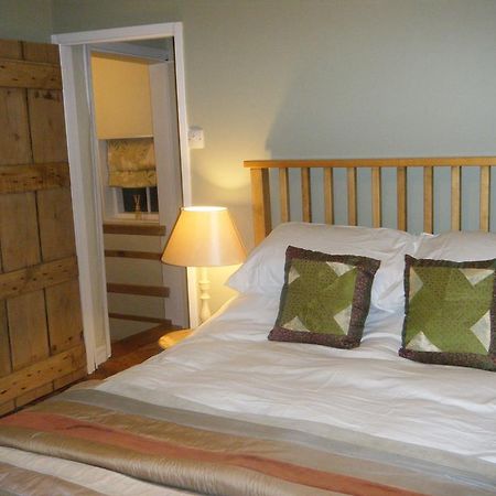 Debden Leggatts Farm Bed & Breakfast エクステリア 写真